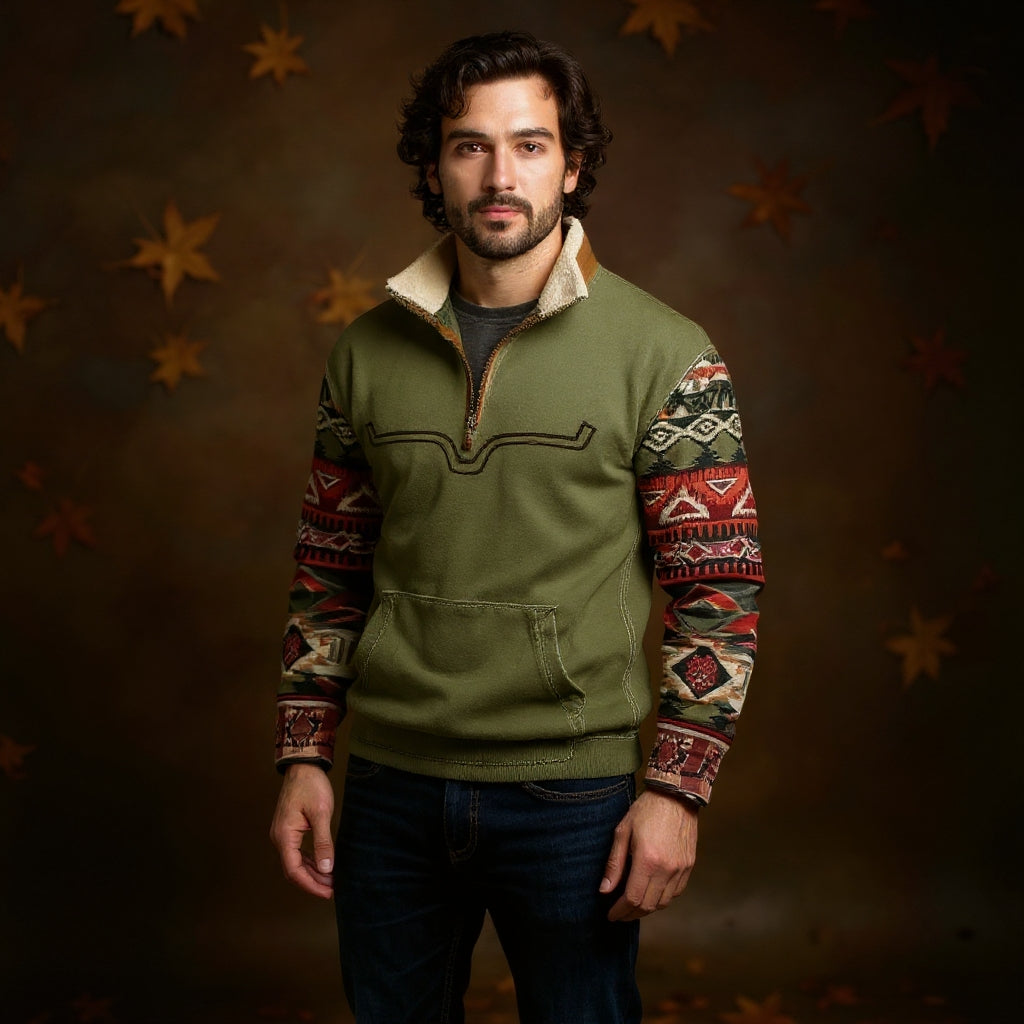 Levi | Sweter z Charakterem i Zamkiem