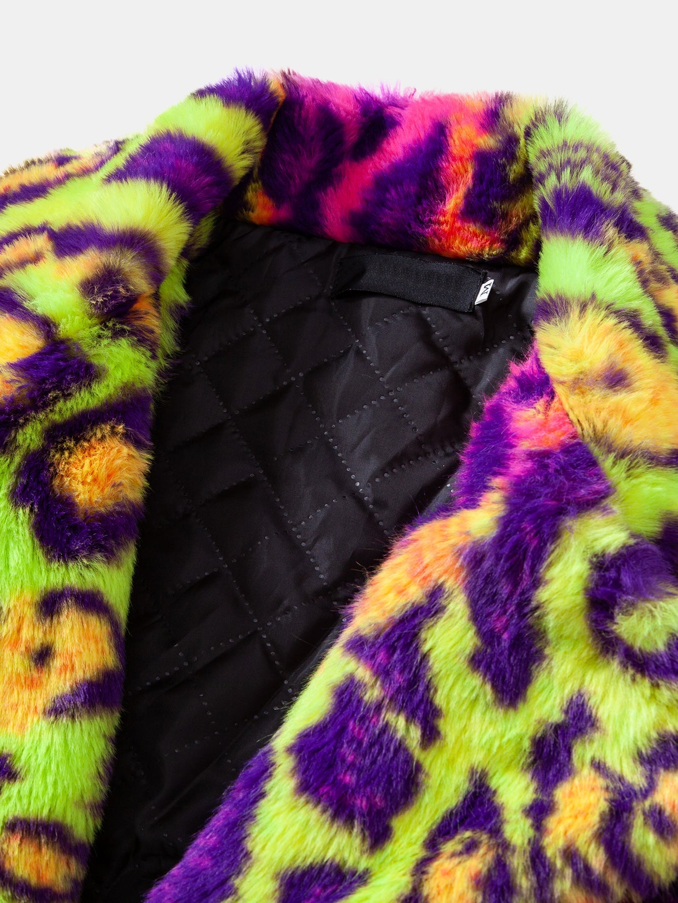 Leopard | Gdzie Luksus Spotyka Miejską Dżunglę